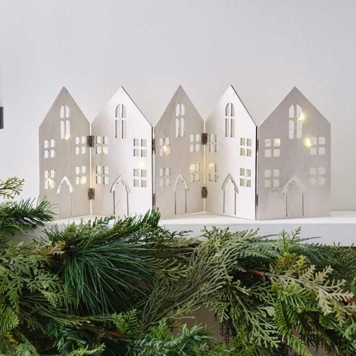 Fold Out Houses Wooden Christmas Decoration With String Lights